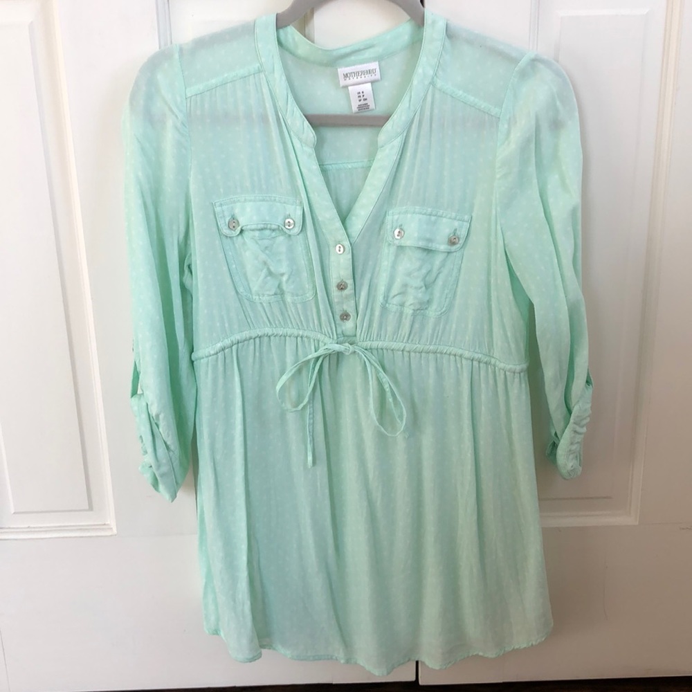 Maternity 3/4 sleeve polka dot blouse